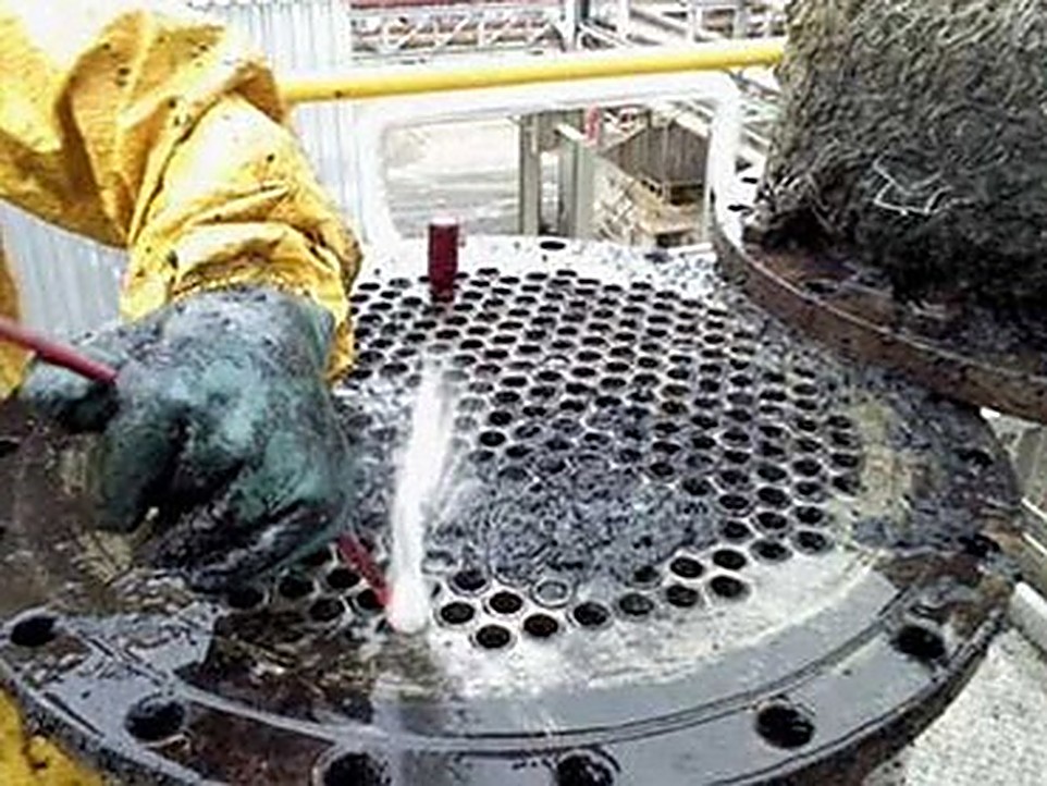Limpeza de trocador de calor com hidrojateamento